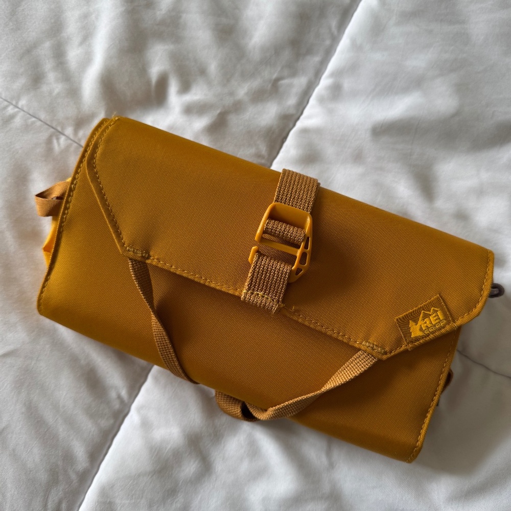 REI Dopp kit toiletry camping yellow mustard cool foldable lightweight